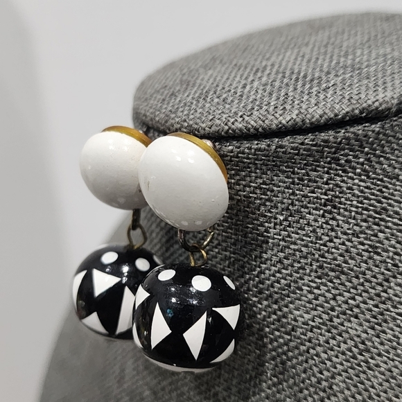 Vintage drop earrings black and white - Picture 2 of 7
